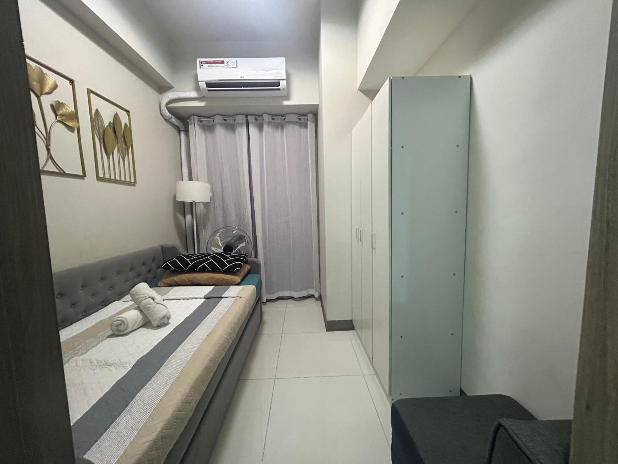 2Br Coast Residences 马尼拉 外观 照片