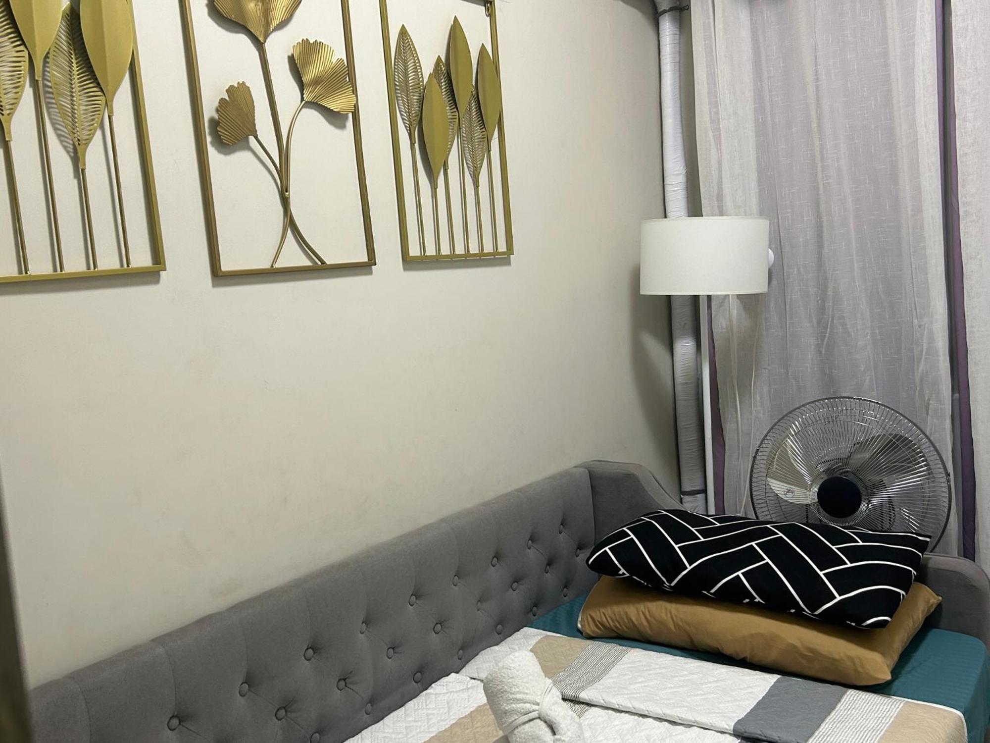 2Br Coast Residences 马尼拉 外观 照片