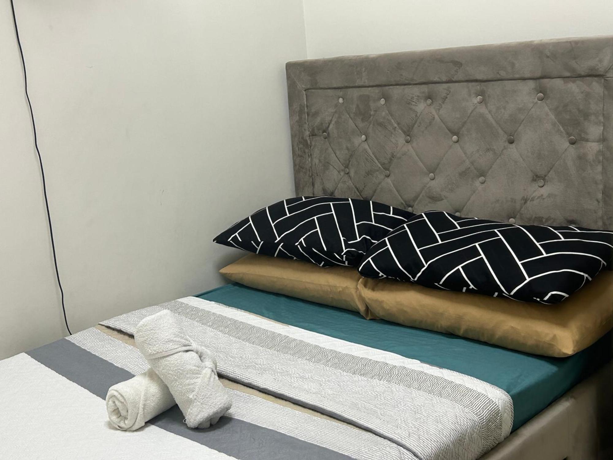 2Br Coast Residences 马尼拉 外观 照片