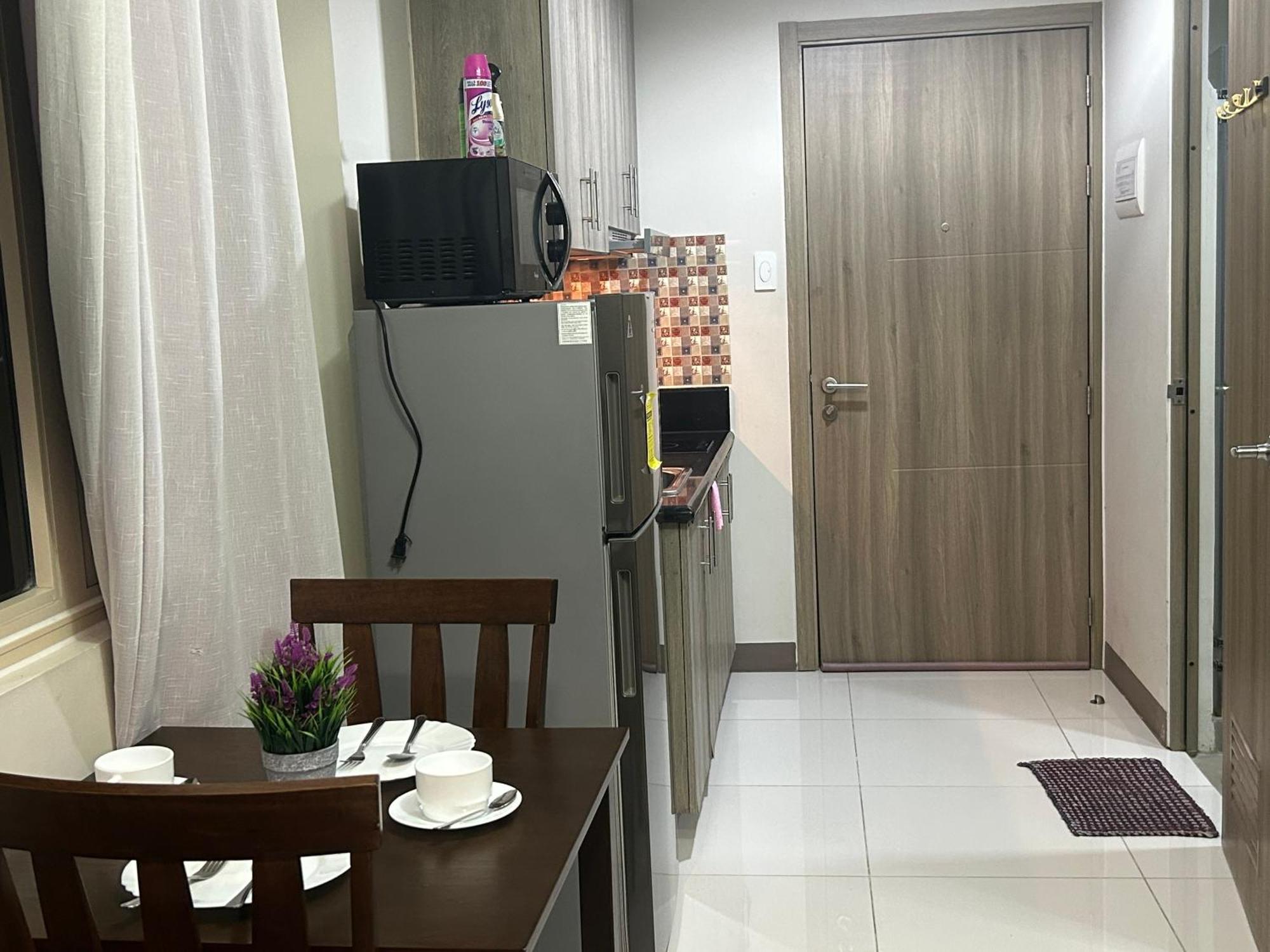 2Br Coast Residences 马尼拉 外观 照片