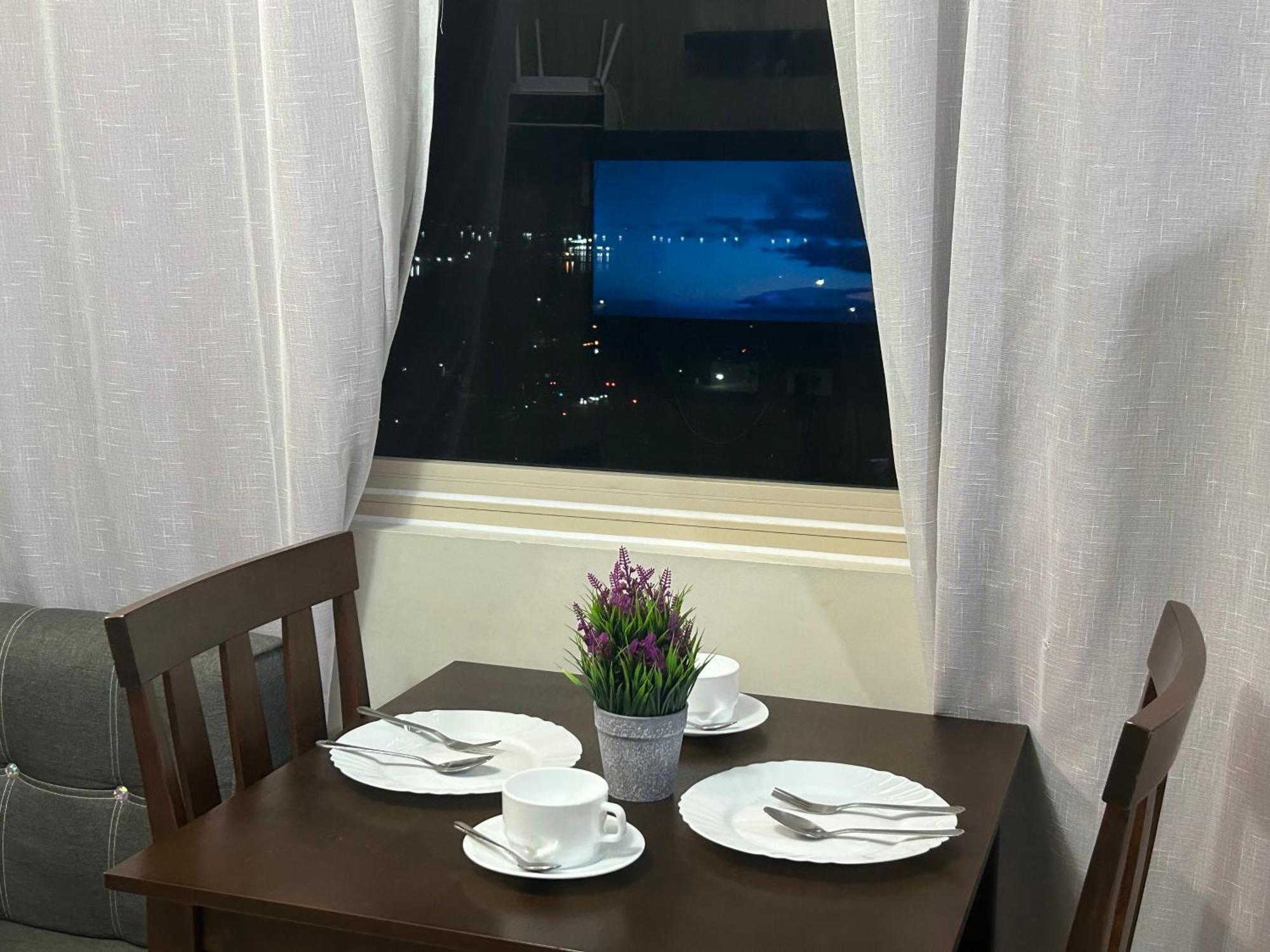2Br Coast Residences 马尼拉 外观 照片
